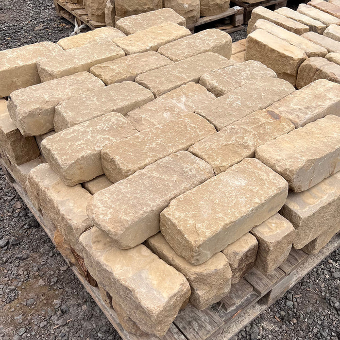 Stone UK Abbeystead Cropped Walling - Coursed 14cm high - South Planks