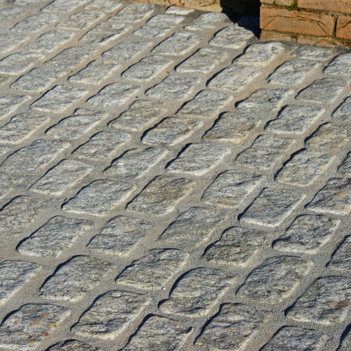 Stone UK Silver Granite Setts - Oblongs - South Planks